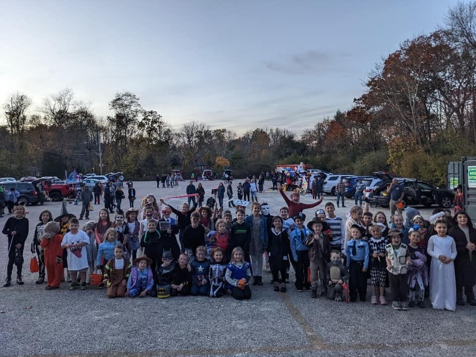 Group picture of Trunk or Treat